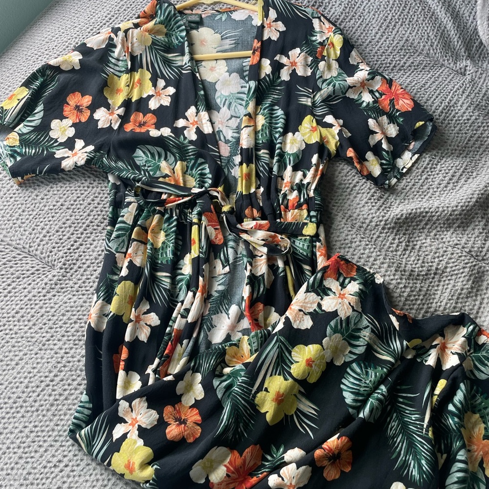 Hawaiian Cover Up
